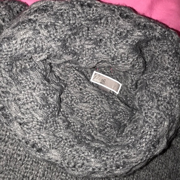 Chelsea28 Knit Turtle Neck Sweater - Picture 3 of 4